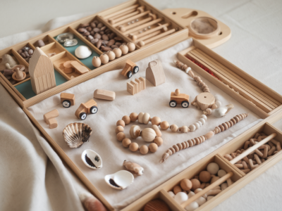 Comment construire un kit d'activités montessori pour 12‑18 mois à moins de 20 € et le renouveler chaque semaine